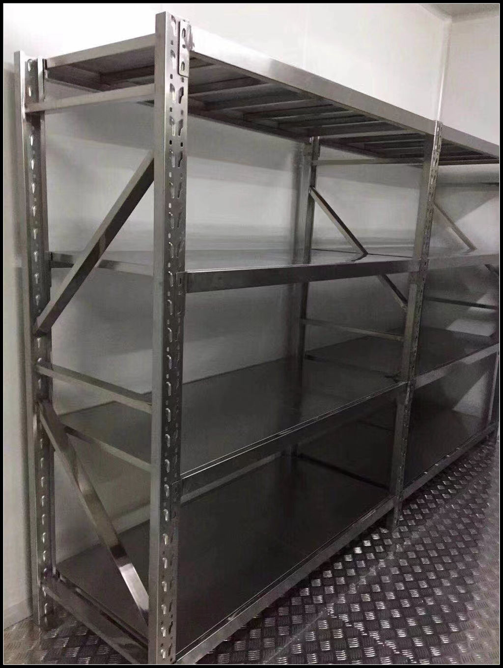 不鏽（xiù）鋼（gāng）貨架