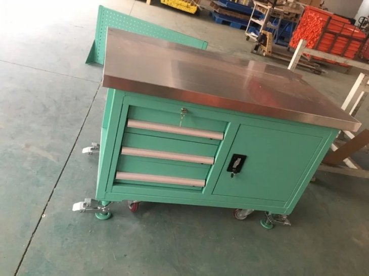 工（gōng）具車（chē）